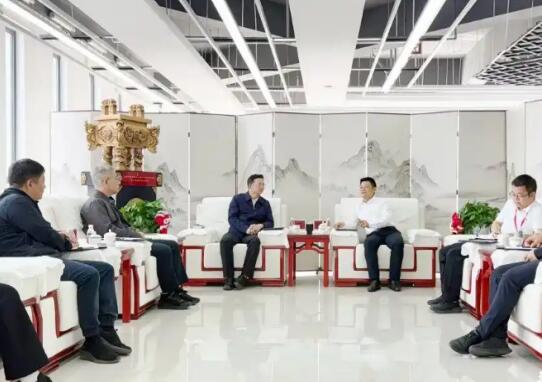 周军平聚焦绿电智算！考察青海联通公司，助力打造区域产业新标杆